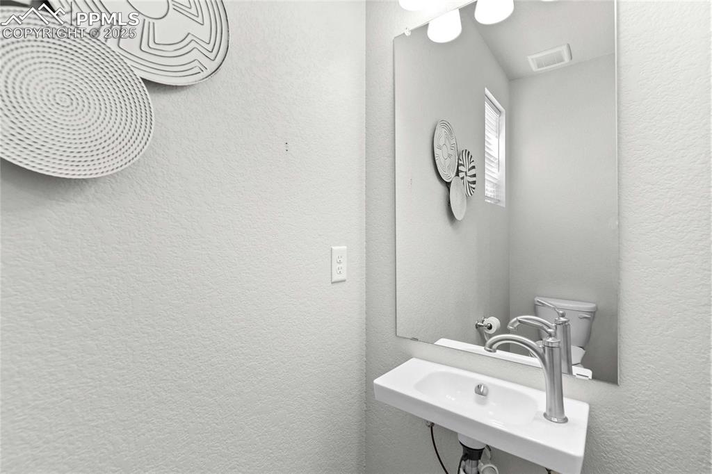 Image 12 of 23: Photos of model home