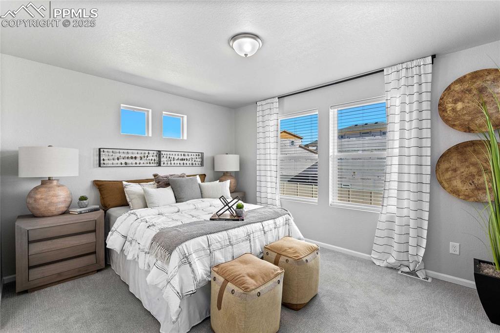 Image 21 of 23: Photos of model home