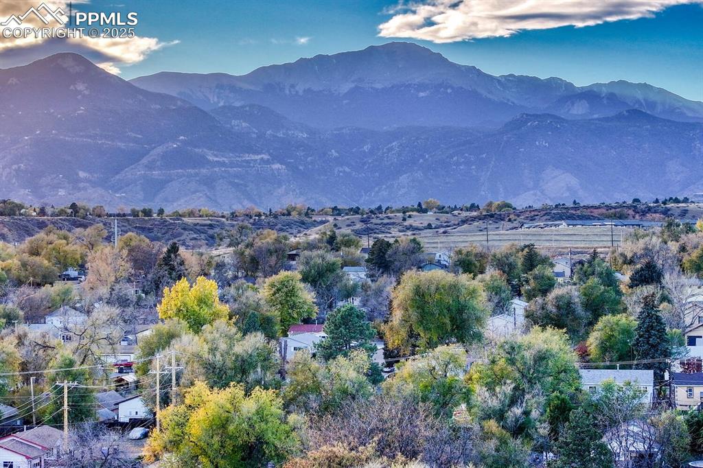 Image 46 of 50: View