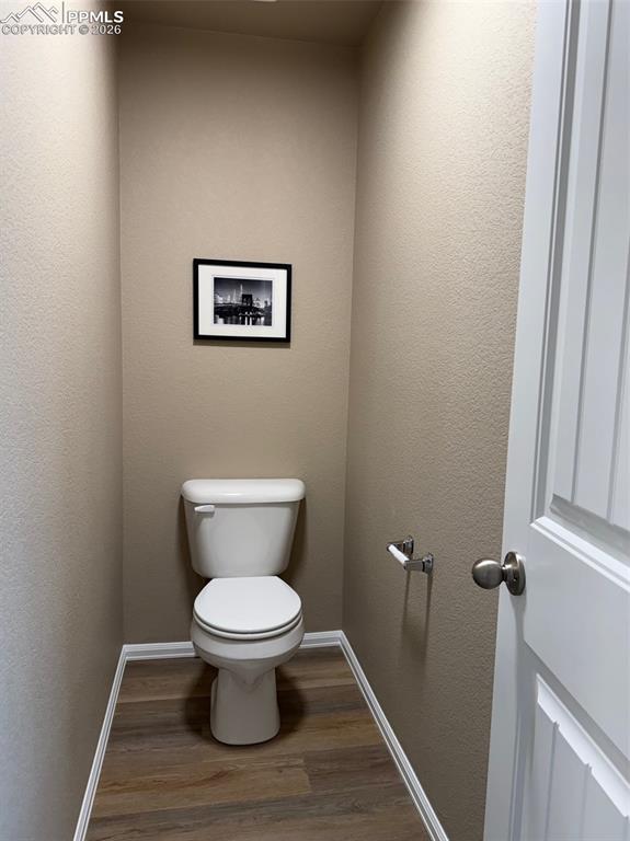 Image 31 of 40: Bathroom