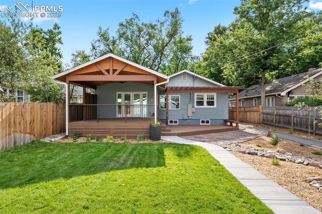 Image 43 of 49: Back of Structure