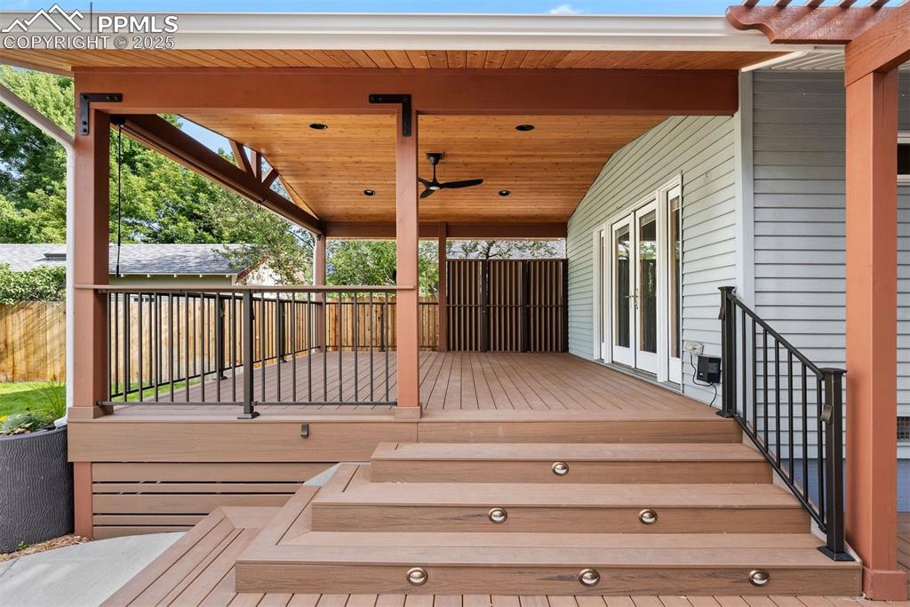 Image 44 of 49: Deck