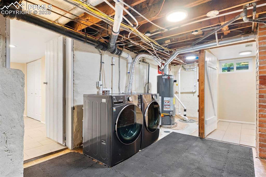 Image 47 of 49: Laundry