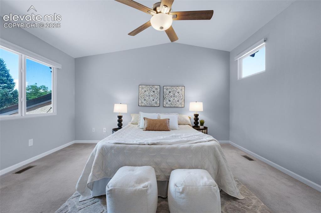 Image 18 of 38: Bedroom