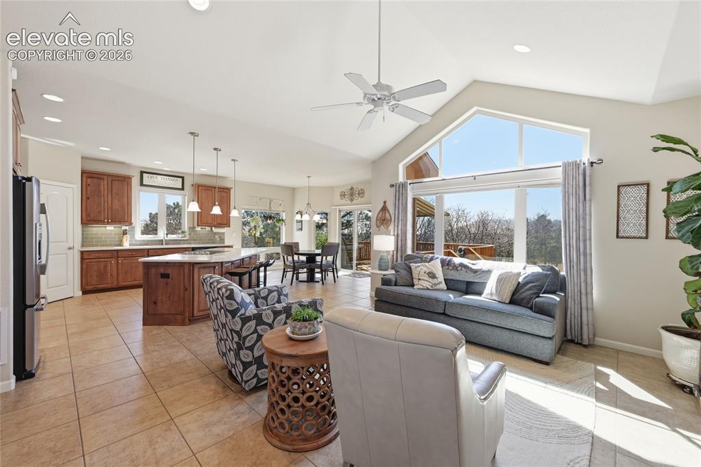 Image 11 of 36: Living Room