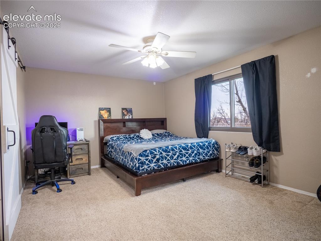 Image 8 of 30: Bedroom