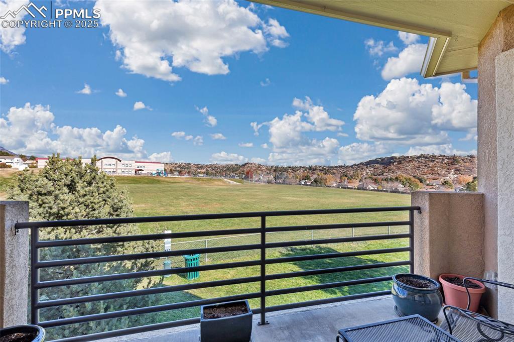 Image 10 of 34: Balcony