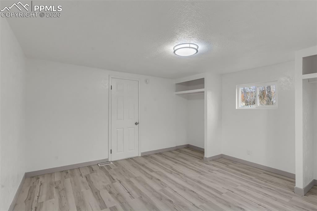 Image 11 of 37: Bedroom