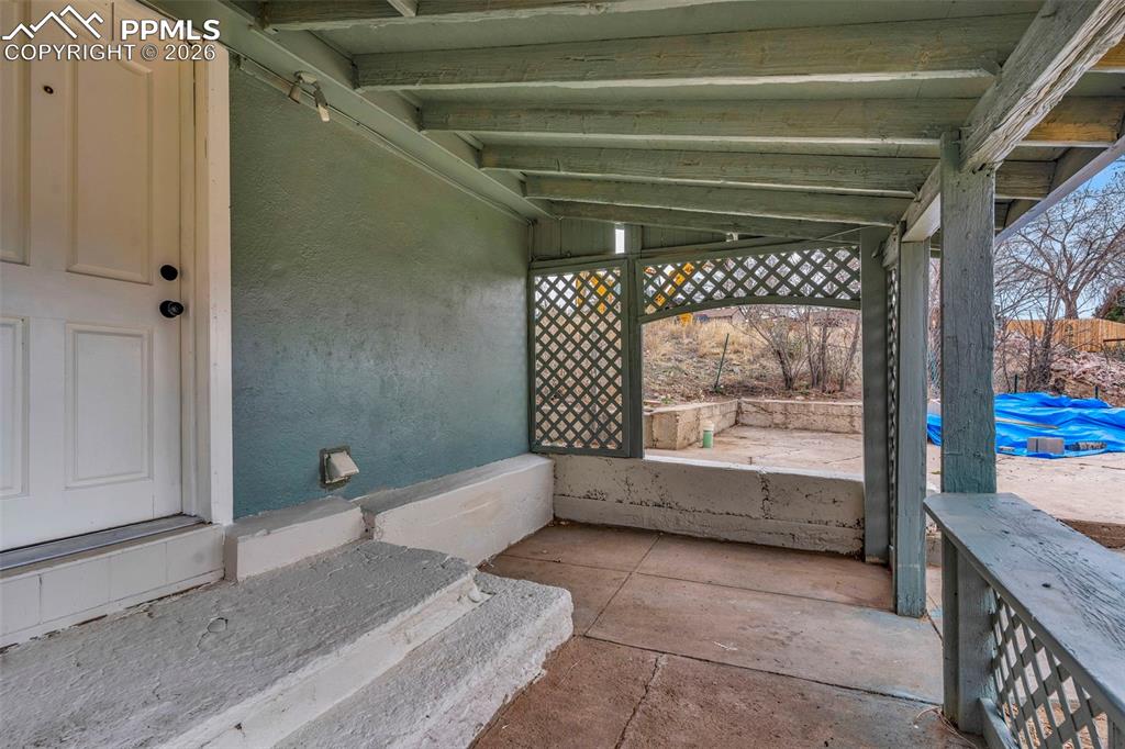 Image 21 of 37: Patio