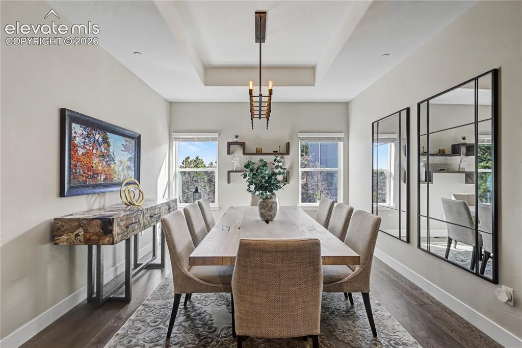 Image 12 of 48: Dining Area