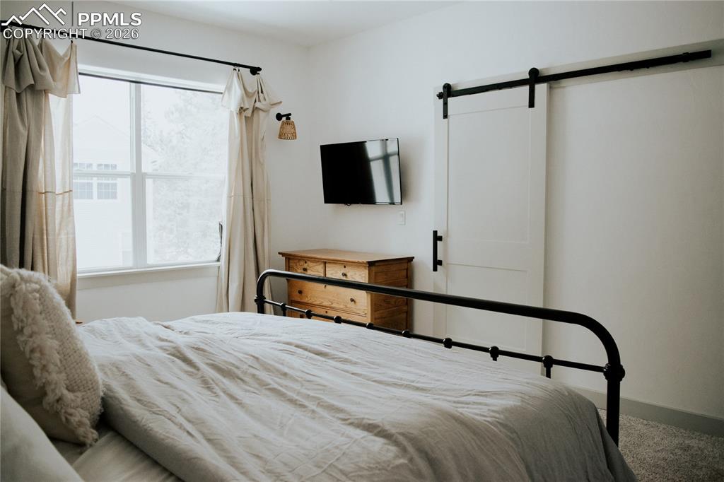 Image 18 of 42: Primary