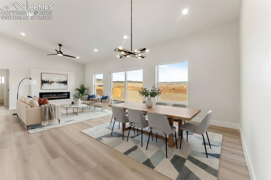 Image 7 of 39: Virtually Staged