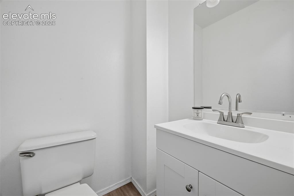 Image 14 of 26: Bathroom