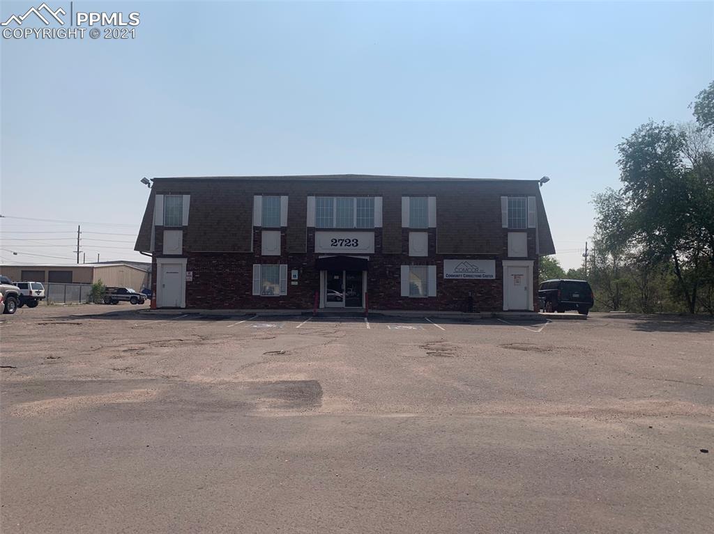 Listing 7665285, Image 1 of 4