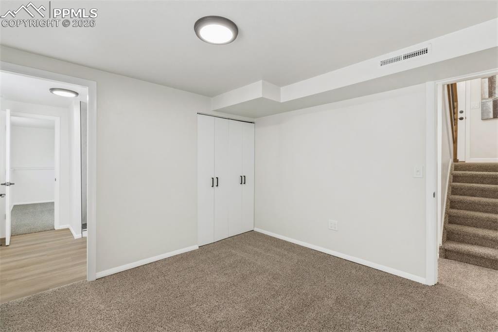 Image 26 of 35: Bedroom