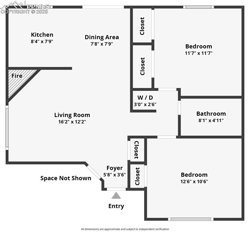 Image 37 of 37: Floor Plan