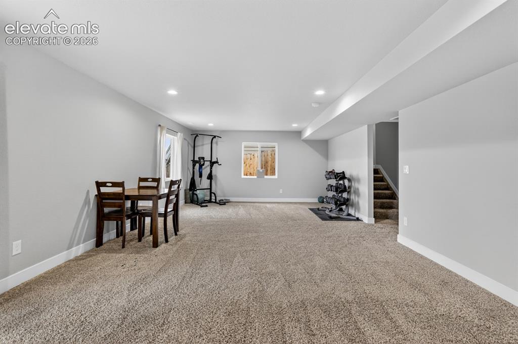 Image 41 of 50: Family Room