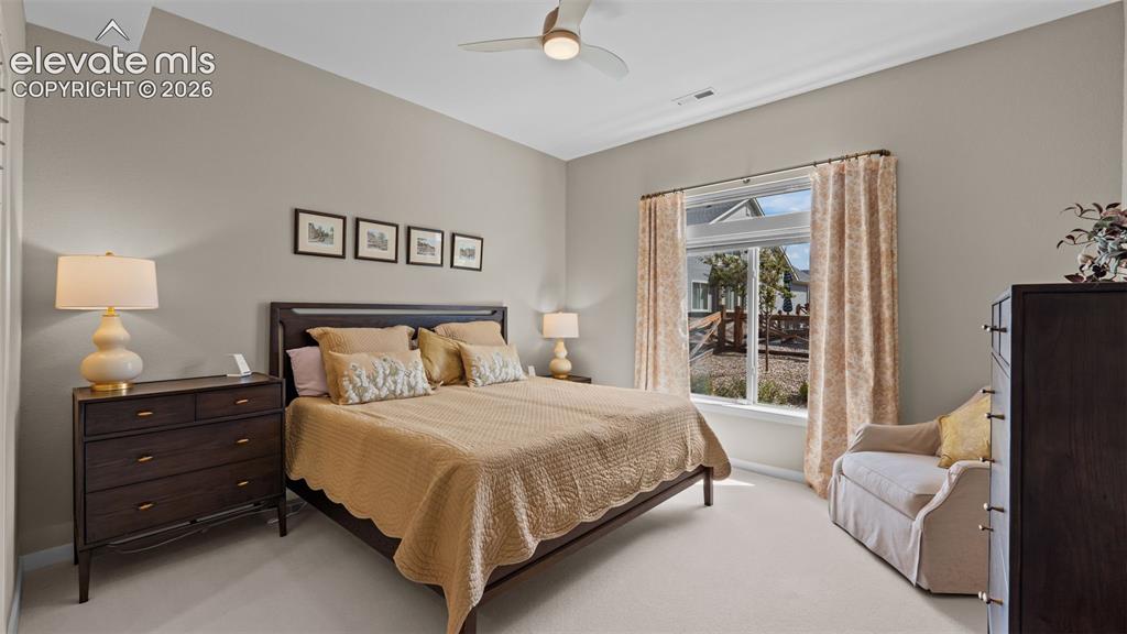 Image 10 of 38: Bedroom