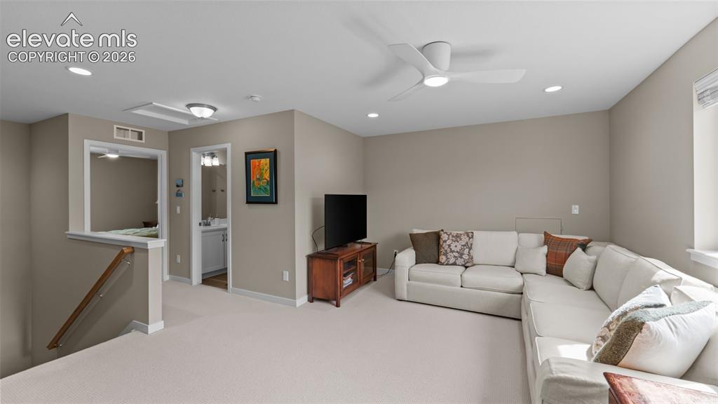 Image 19 of 38: Living Room