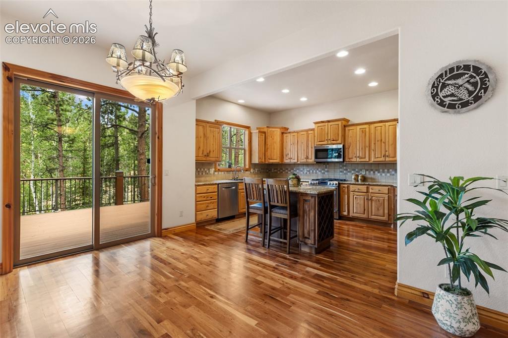 Image 11 of 50: Kitchen