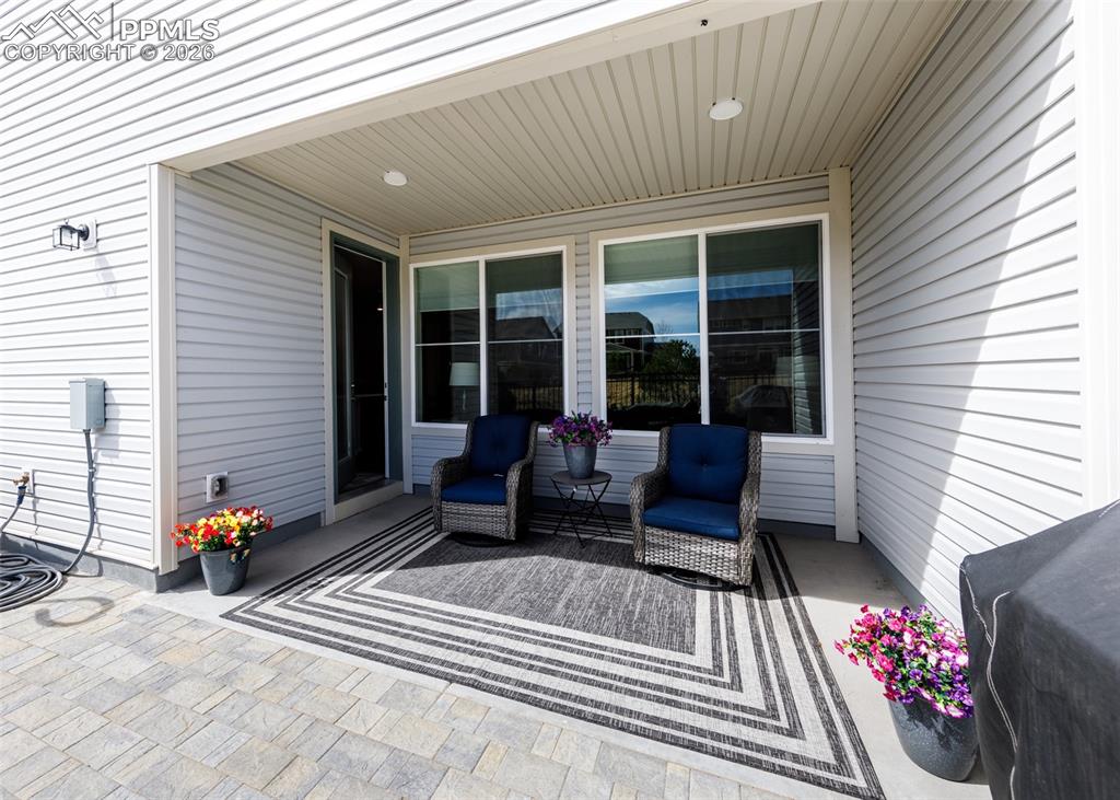 Image 23 of 34: Patio