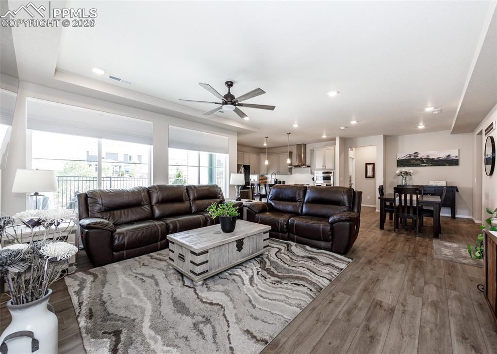 Image 5 of 34: Living Room