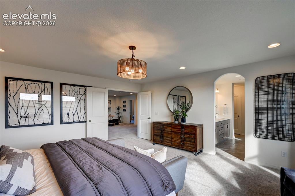 Image 16 of 27: Photos of previously built model. Some options will vary