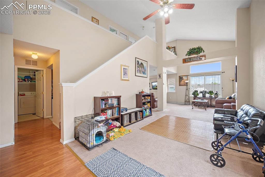 Image 3 of 35: Family Room