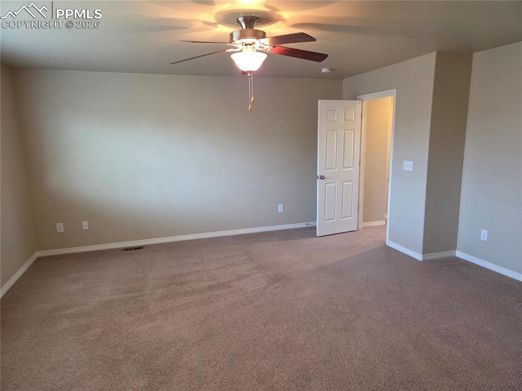 Image 20 of 43: Bedroom