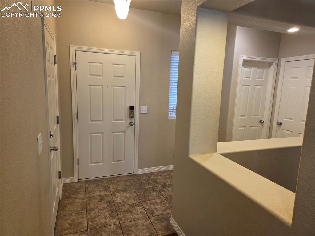 Image 3 of 43: Entry