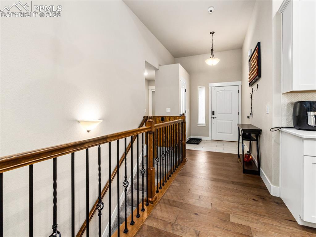 Image 3 of 37: Entry