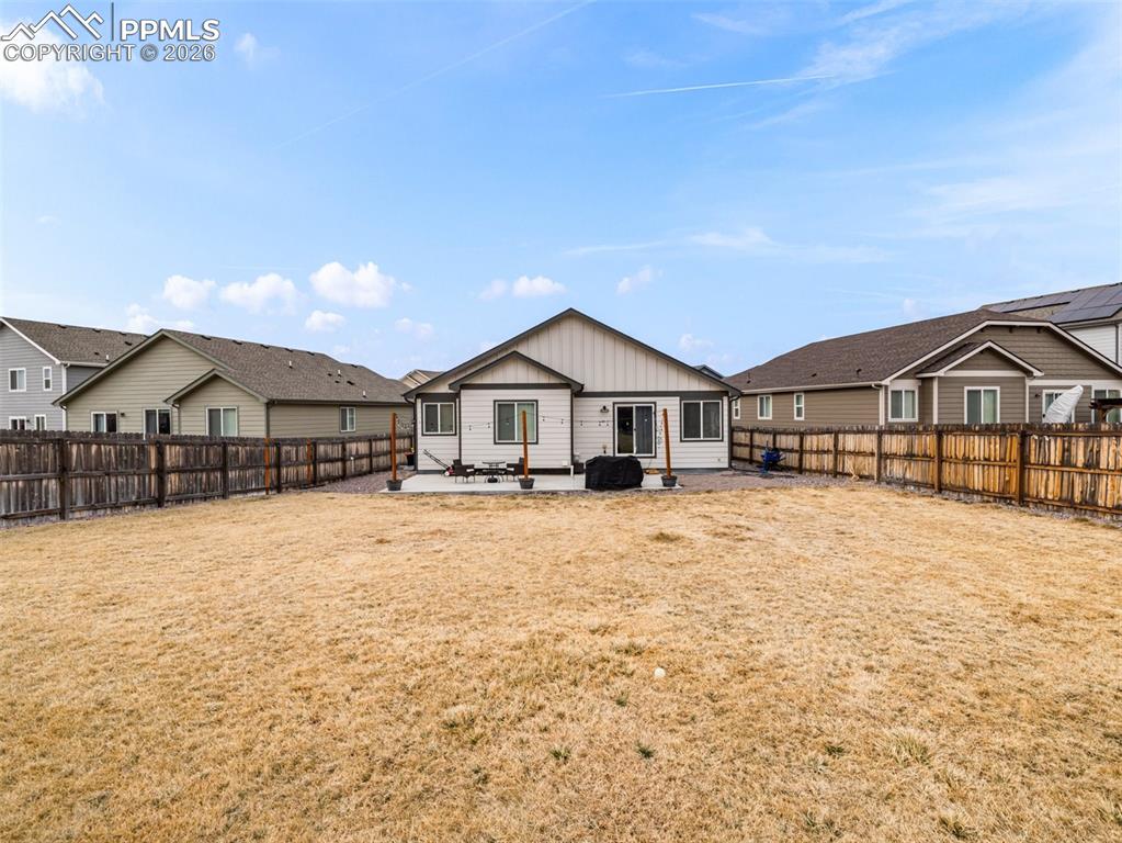 Image 34 of 37: Back of Structure