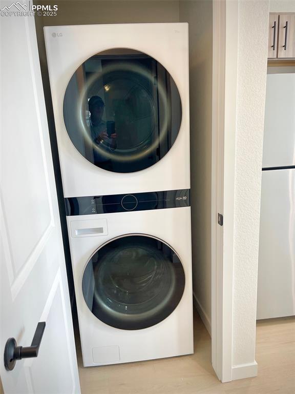 Image 13 of 22: Laundry