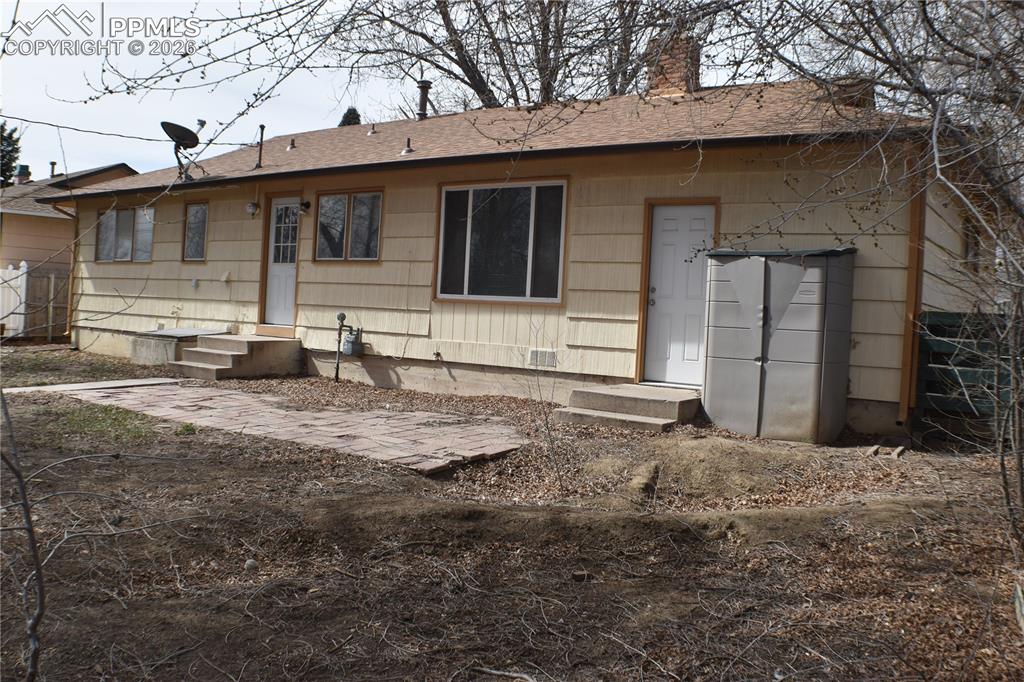 Image 25 of 32: Back of Structure