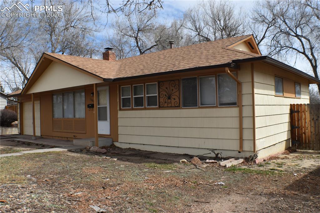 Image 3 of 32: Front of Structure