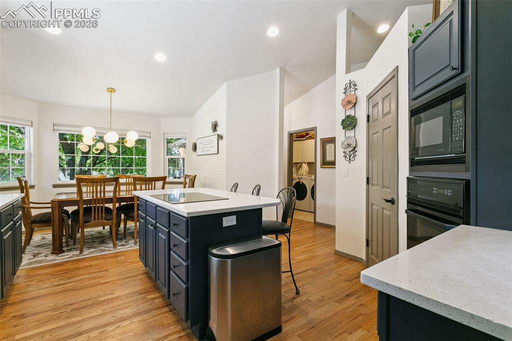 Image 10 of 28: Kitchen