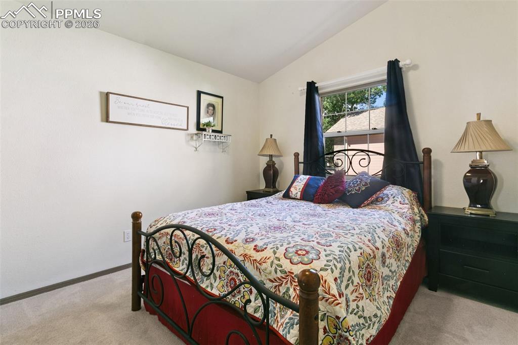 Image 20 of 28: Bedroom