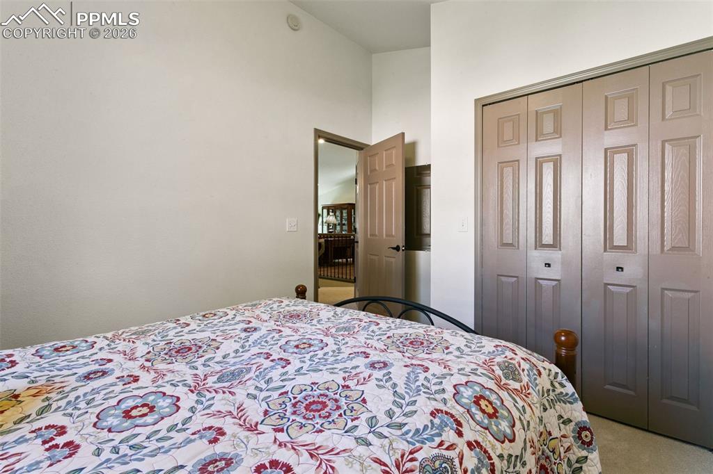 Image 21 of 28: Bedroom