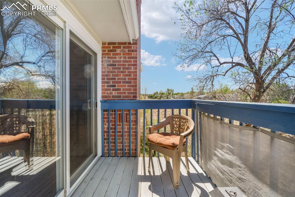 Image 39 of 50: Balcony