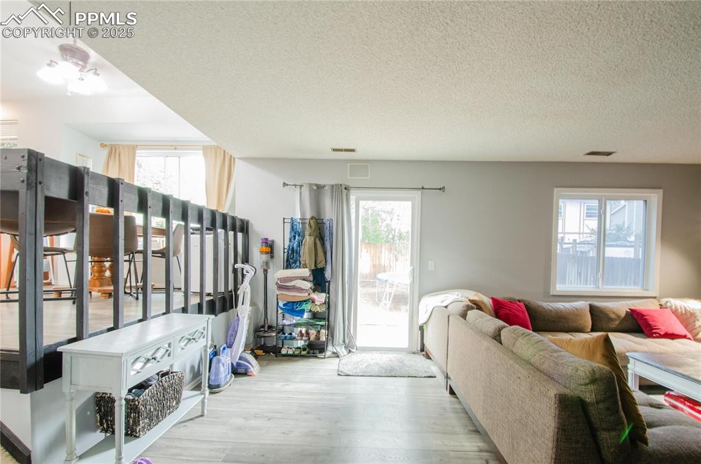 Image 22 of 44: Family Room