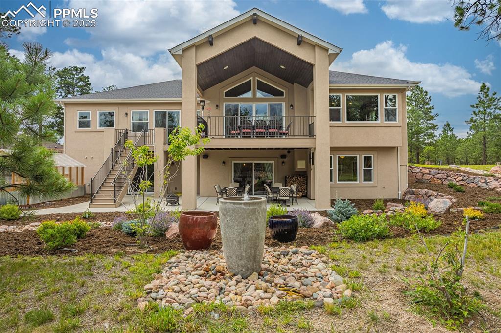 Image 41 of 47: Back of Structure