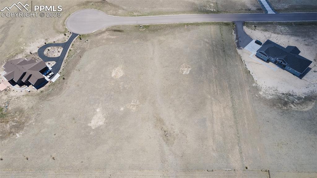 Image 9 of 10: View of birds eye view of property