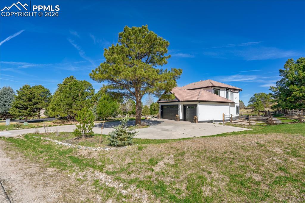 Image 44 of 50: Side of Structure