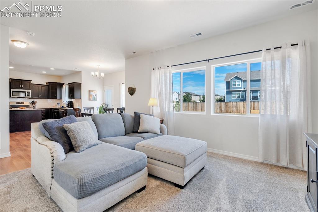 Image 8 of 31: Living Room