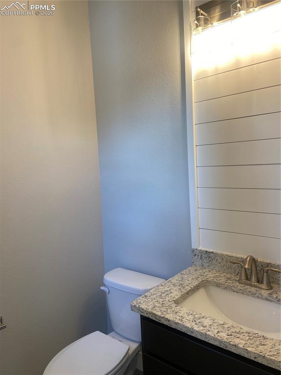 Image 3 of 31: Bathroom