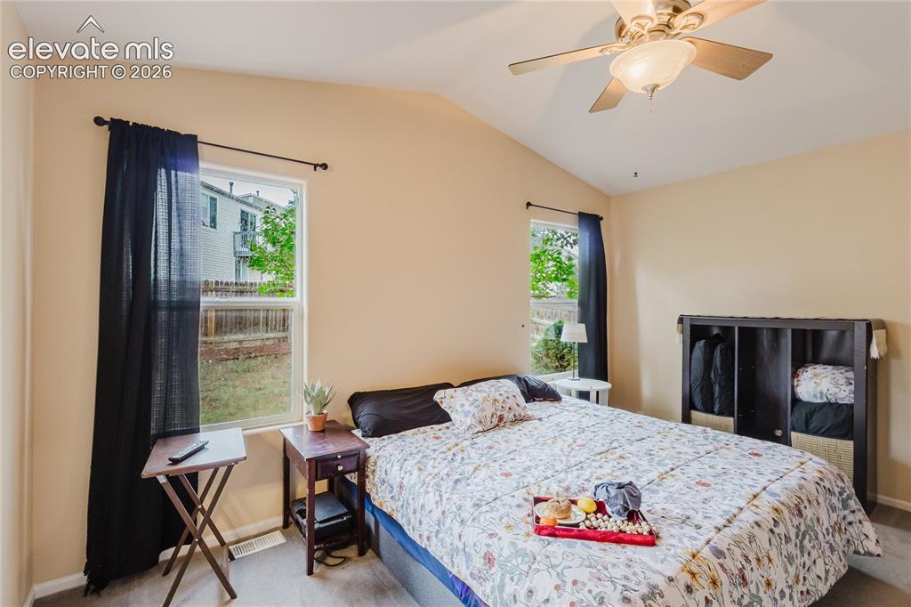 Image 15 of 38: Bedroom