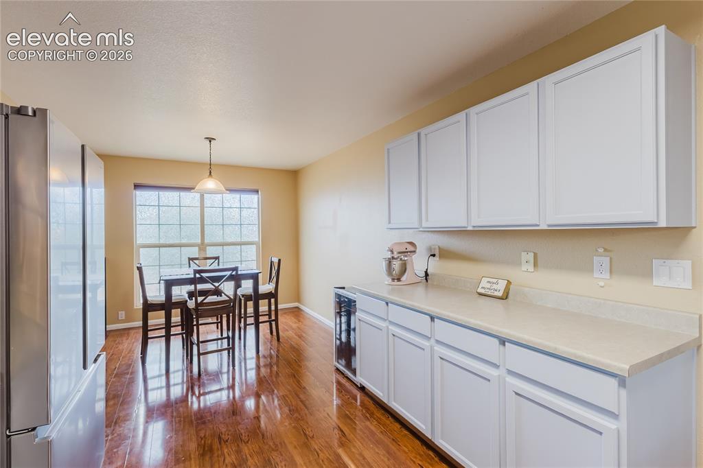 Image 8 of 38: Kitchen