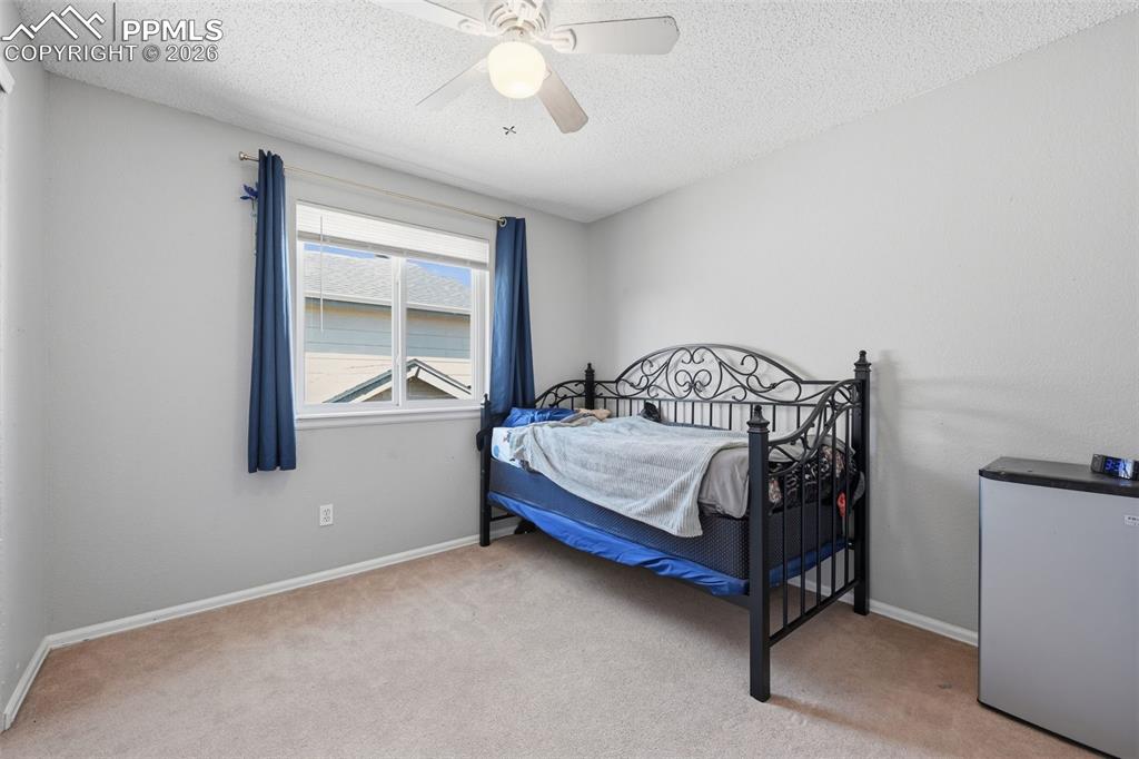 Image 18 of 33: Bedroom