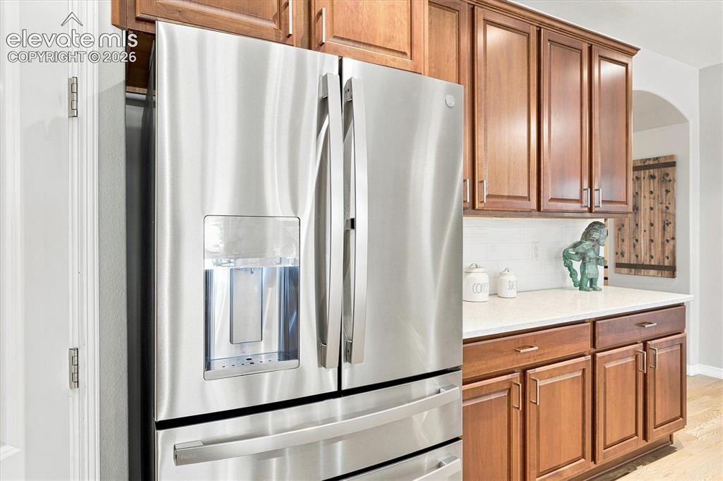 Image 19 of 44: Kitchen
