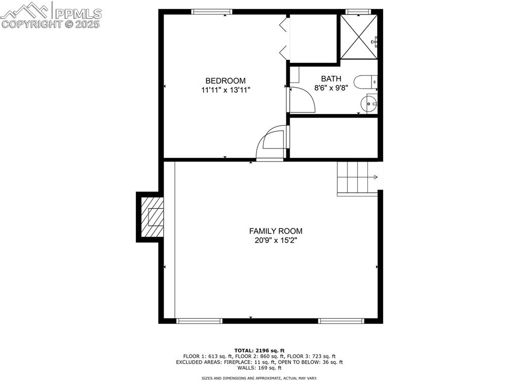 Image 44 of 44: View of room layout